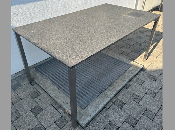 Granittisch Nero
