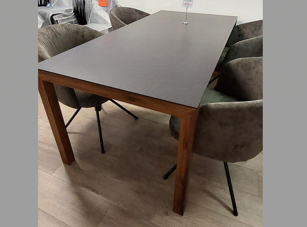 Tisch Ken